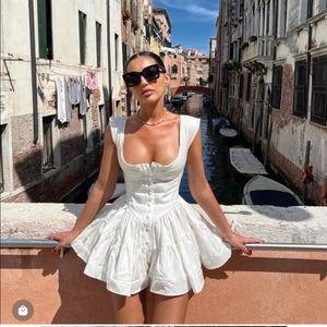 💗 VANESSA MOONEY ELISABETH ROMPER Size Medium